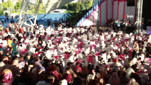 Büyükşehir Belediyesi Evlendirme Şube Müdürlüğü, 2018 Yılında Bin 80 Çiftin Nikahını Kıydı- Son Bir...