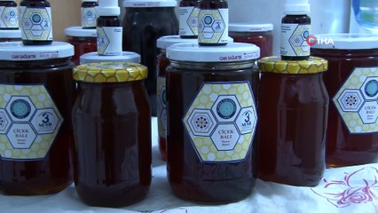 Üniversiteli arıcıların balları büyük rağbet görüyor