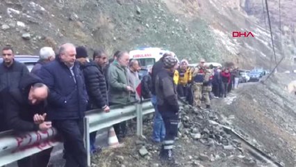 Download Video: Artvin Aracın Çarpmasıyla Çoruh Nehri'ne Düşüp, Öldü