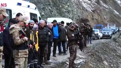 Otomobilin çarpması sonucu nehre düşen kişi öldü - ARTVİN