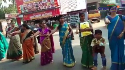 சபரிமலைக்காக கேரளாவில் பிரமாண்ட பெண்கள் சுவர்..வீடியோ