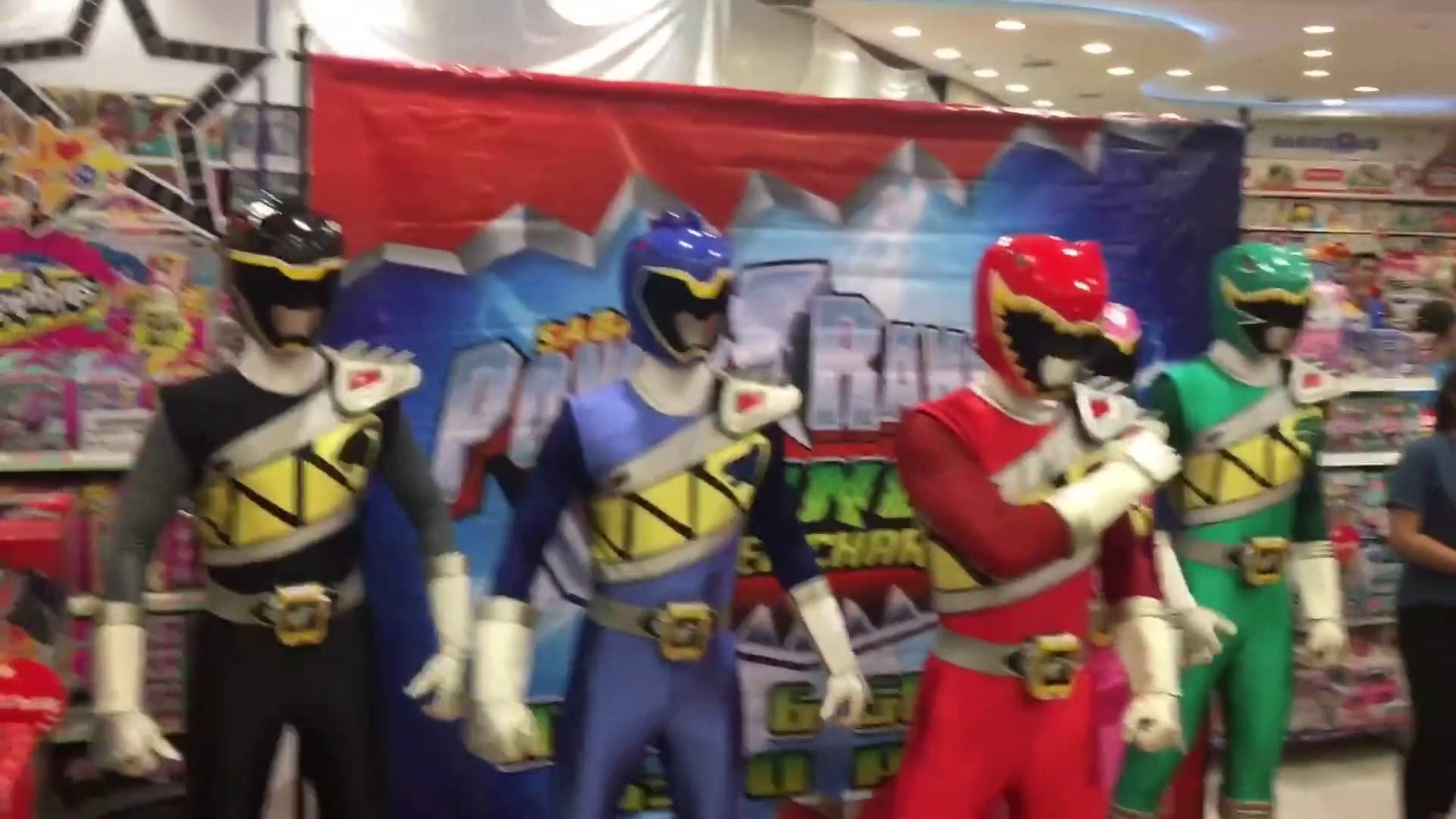 Power Rangers Dino Super Charge Meet & Greet Characters Event || Keith's Toy  Box - video Dailymotion