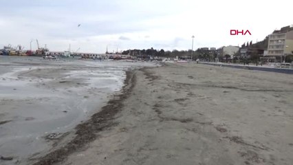 Tekirdağ Marmara Ereğlisi'nde Deniz 20 Metre Çekildi