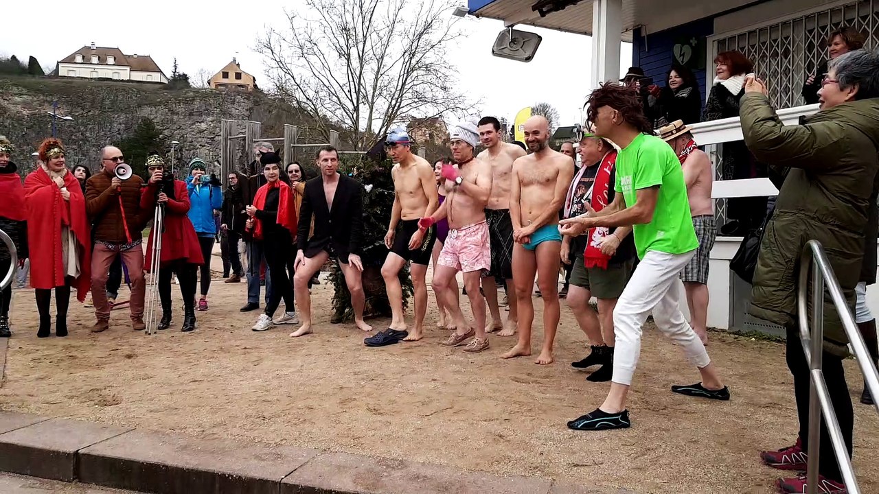 Baignade au lac Kir 1er janvier 2019