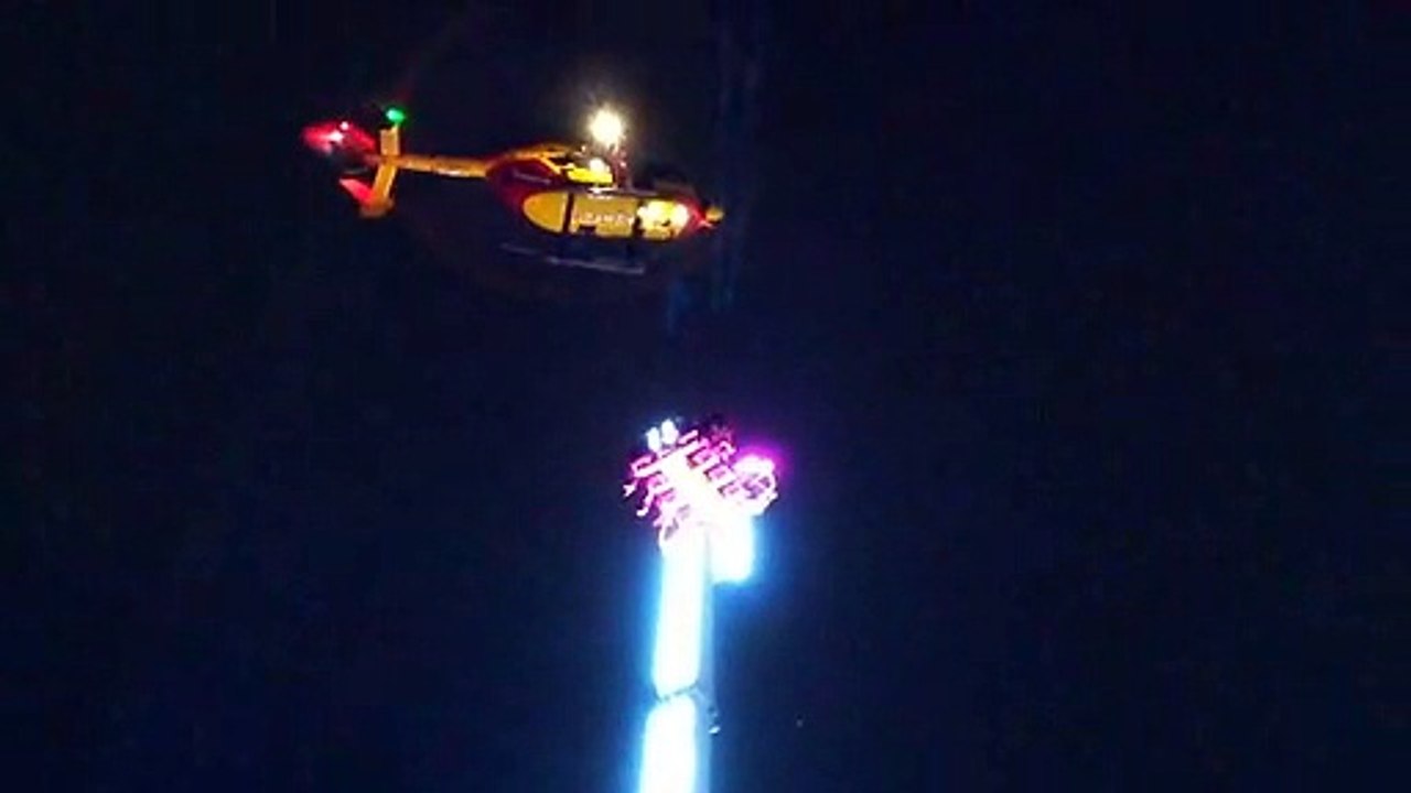 Silvester-Drama: Kirmesbesucher sitzen in 50 Meter Höhe fest