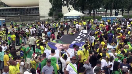 Partidários vão a Brasília para posse de Bolsonaro