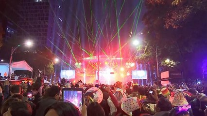 Лазеры вместо фейерверков на Новый год