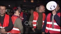 Ora News - Festë e protestë te Unaza e Re, banorët e Astirit në mbrojtje të banesave