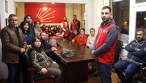 Belediye Başkan Adayının İYİ Parti'den Olacağını Duyan CHP'liler Oturma Eylemi Başlattı