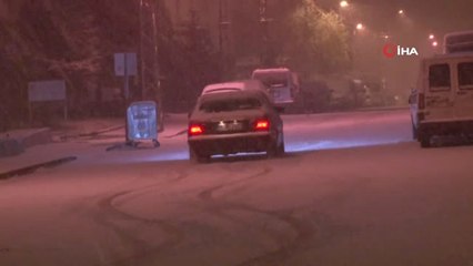 Kar Üzerinde Drift Çılgınlığı