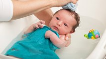 Baby Bath in Winter | नवजात शिशु को सर्दियों में नहलानें से पहले रखें इन बातों का ध्यान | Boldsky