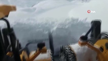 Hakkari'de 119 Yerleşim Yerinin Yolu Kapandı