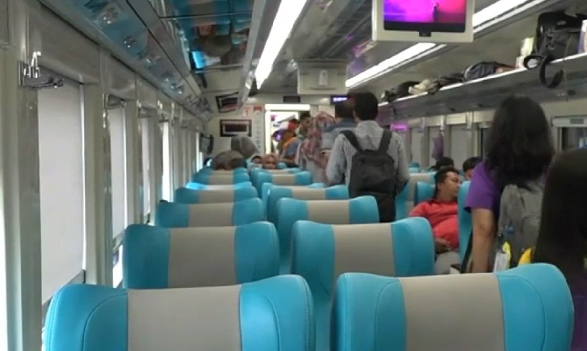 Desain Baru Kereta Api Rute Banyuwangi-Surabaya Jadi Idola Penumpang