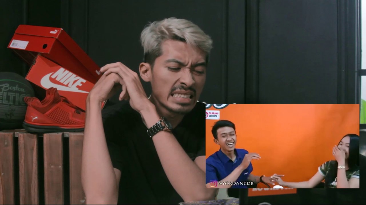 CRINGE HATI HATI DI INTERNET