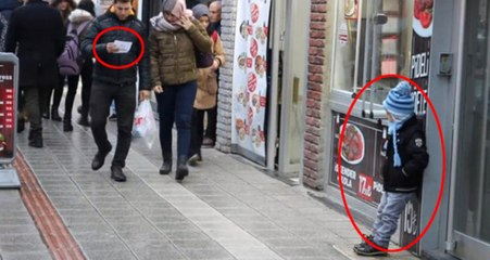 Vatandaşlar, 10 Metre İleride Duran Kayıp İlanındaki Çocuğu Fark Edemedi