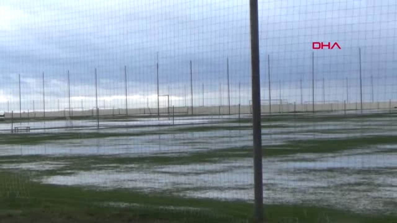 Spor Spor Futbol Takımlarının Kampı İçin Belek'...