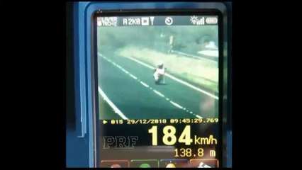 Motociclista é flagrado a 194 km/h pela PRF no Paraná