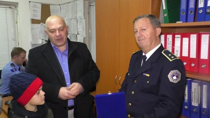 Kryetari Gjini vizitoi policinë në orët e para të vitit 2019-Lajme