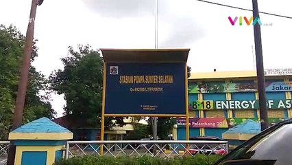 Anies Kunjungi Kali Item yang Berbusa