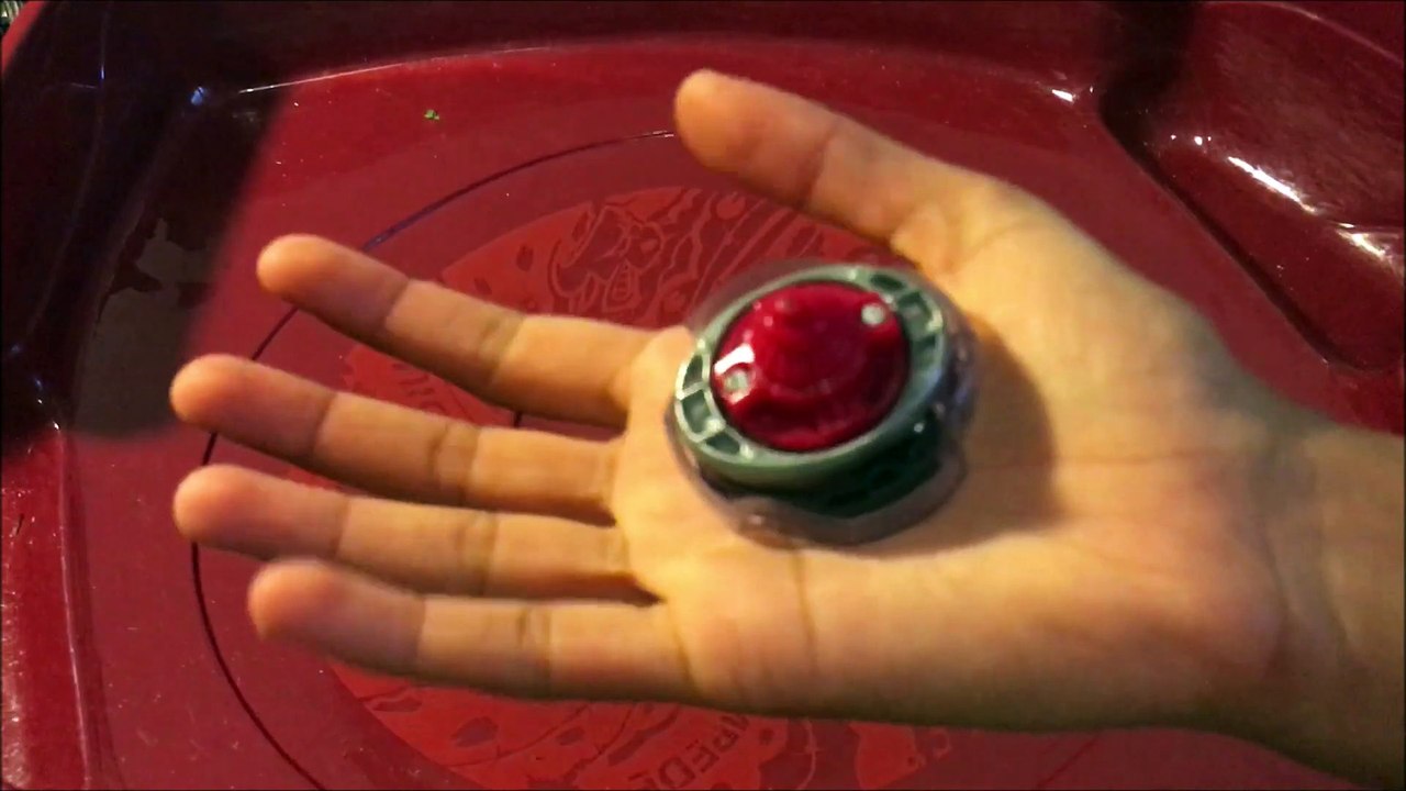 Doomscizor Oval Accel vs Doomscizor D2 Force Jaggy! ~ BEYBLADE BURST!