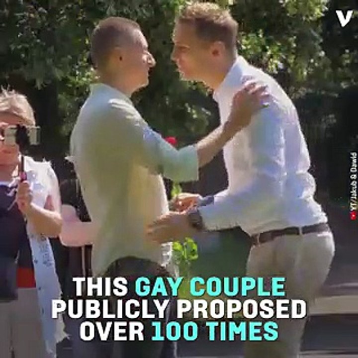 Gay Couple Proposes Publicly 100 Times In Social Experiment About Gay Marriage Attitudes In Poland
