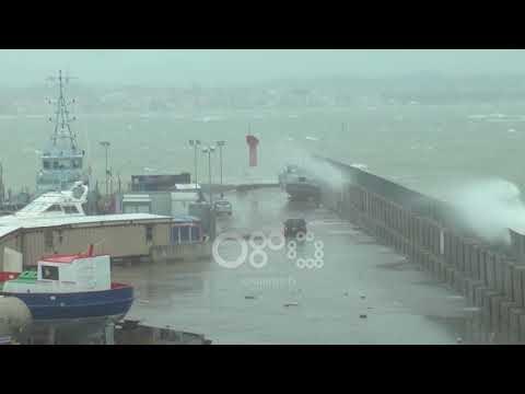 Ora News - Janari rikthen acarin, reshje bore në zonat malore, temperaturat deri në -6 °C