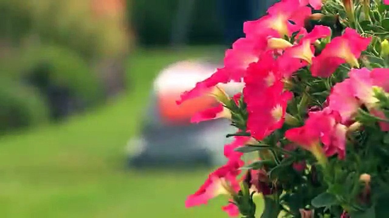 Flymo UltraGlide Electric Hover Mower