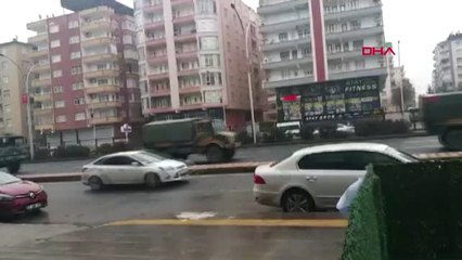 Diyarbakır'dan Suriye Sınırına Askeri Sevkiyat