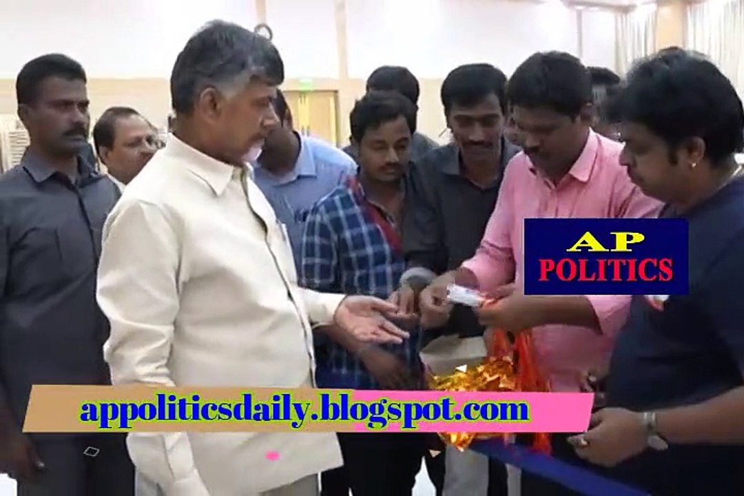 OPENING OF APWVJ UNION LOGO BY AP CM AT PRAJAVEDIKA - AP Politics