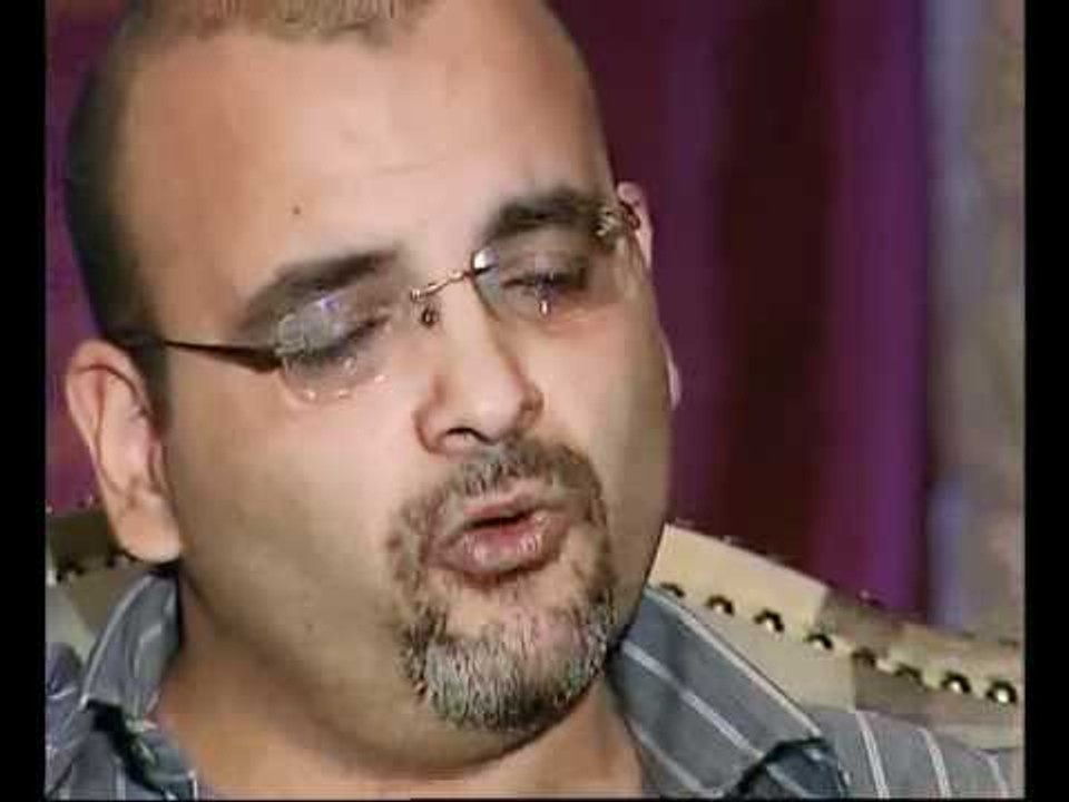 قصيدة رائعة لا  يامن فرعونا الرصاصة لا تزال فى جيبى