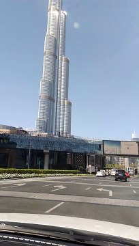 Dubai (UAE) Beautiful view of Burj khalifa- tallest tower in the world