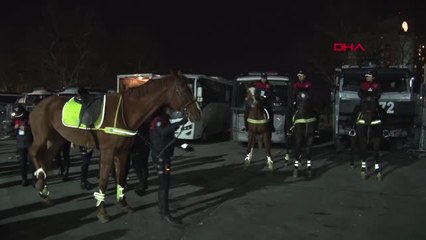 Dha İstanbul İstanbul'da Yılbaşı Gecesi 89 Bin 140 Kişi Sorgulandı