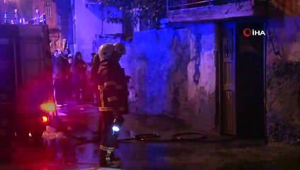 Gelininin yanan evine müdahale etmek isteyen kadın çeşitli yerlerinden yaralandı