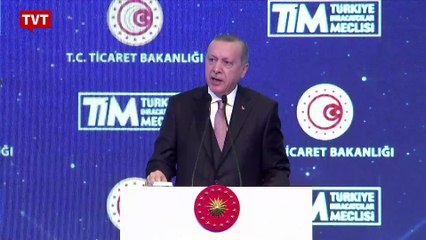 Iraquianos pedem a expulsão de tropas americanas