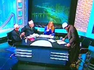 السلفي محمود عامر يلقي الميكروفون وينسحب عالهواء بعد تراشق تكييل اهانات من شيخ أزهري