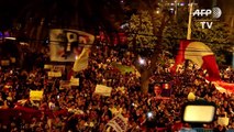 Peruanos protestan tras cese de investigadores de caso Odebrecht