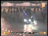 فيديو لحظة إقتحام الشرطه للتحرير و هروب المتظاهرين