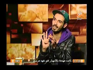 مفاجأة.. علاقة شعار 6 إبريل (القبضة المضمومة) بشعار رابعة (القبضة المفتوحة)