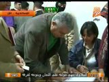شاهد محافظ الاسكندرية يدلى بصوته فى لجنته الانتخابية