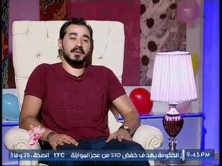 " المطرب احمد باتشان " يُغازل " الإعلاميه ايمان الصاوى " .. عالهواء