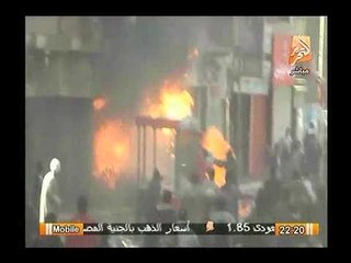 فيديو لحظة القاء الاخوان للملوتوف علي مبني الهرم السكني واشتعال الشرارة الاولي