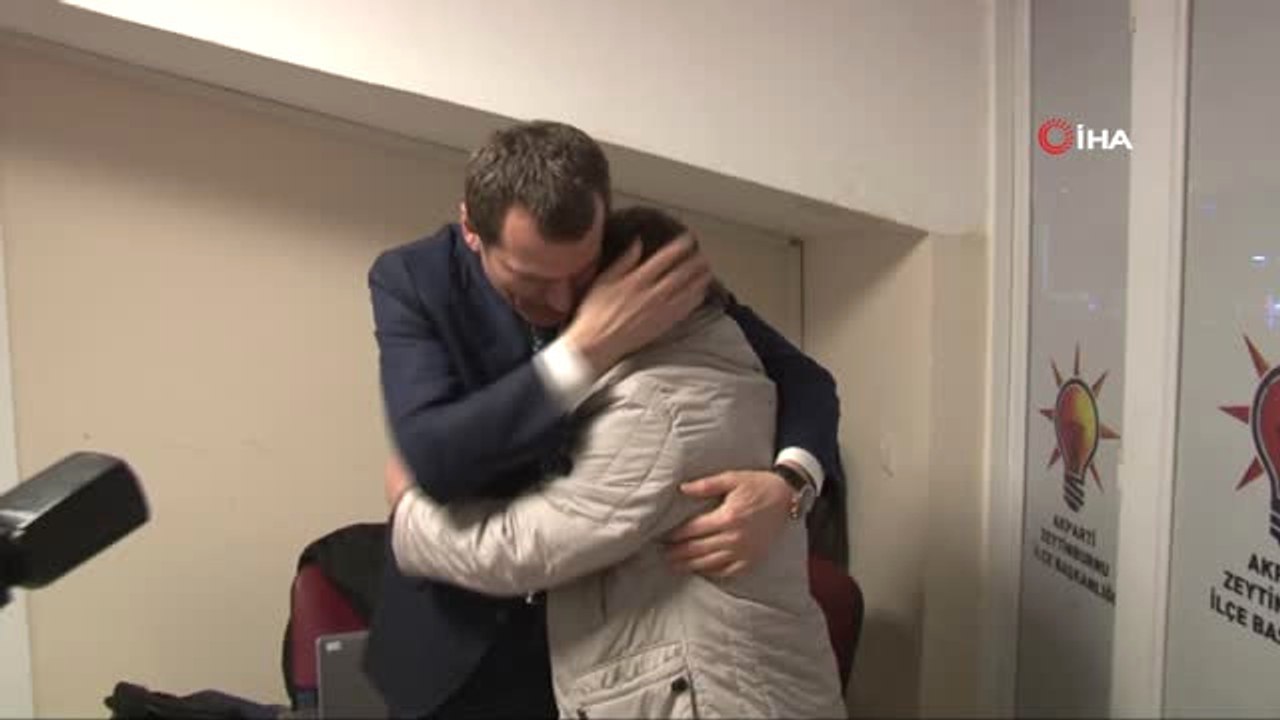 AK Parti Zeytinburnu Belediye Başkan Adayı Ömer Arısoy, Down Sendromlu 'İbo' ile Kucaklaştı