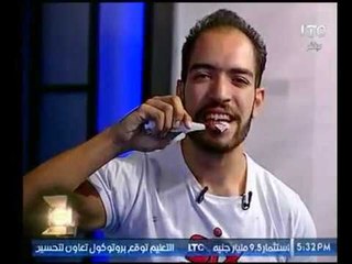 لو قلبك ضعيف لم تشاهد هذا الفيديو - مذيع برنامج سبوت يصدم المشاهدين بأكل الزجاج