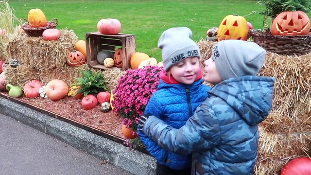 NÉO ABANDONNE SWAN, IL REJOINT SA COPINE ! Kids Pretend Play Power Wheels Ride On Car.f137