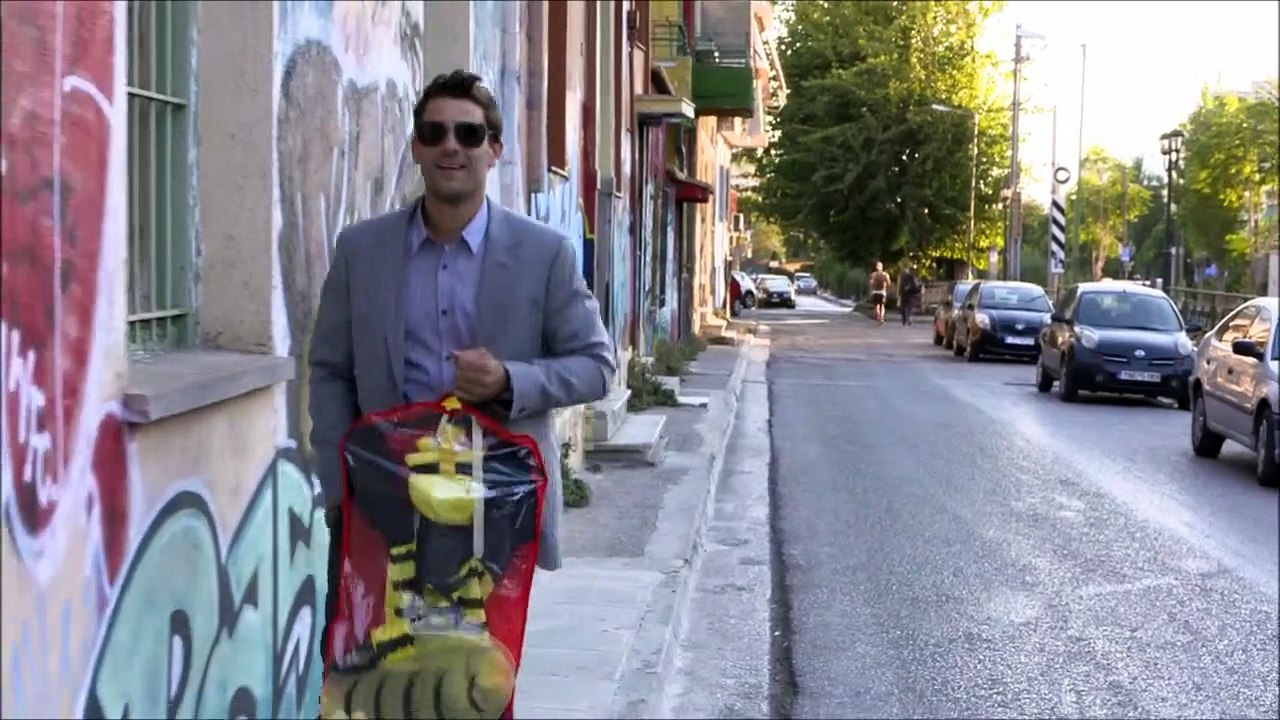 Apostolis Totsikas - "Gia panta paidia" (Episode 18 scenes)