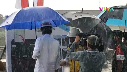 Tinjau Saluran Irigasi di Blitar, Jokowi Diteriaki Warga