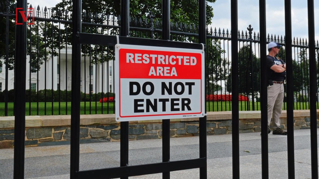Man Arrested Outside White House Says He Wanted Trump's Advice for Finding a Wife