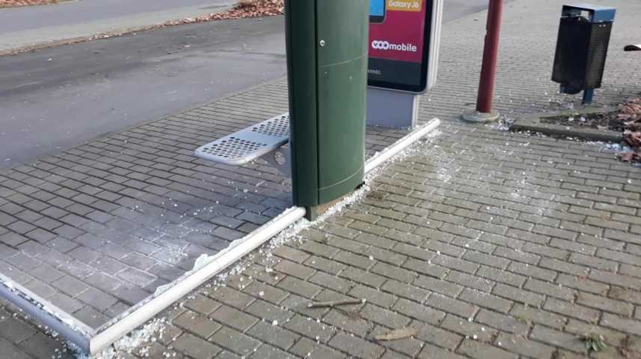 Tournai dégradations abri bus 03.01.2019 a divers endroits en ville