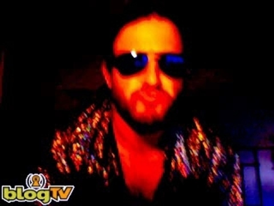 Lorax151's answer to all cam whores on blogTv - its LIVE TV