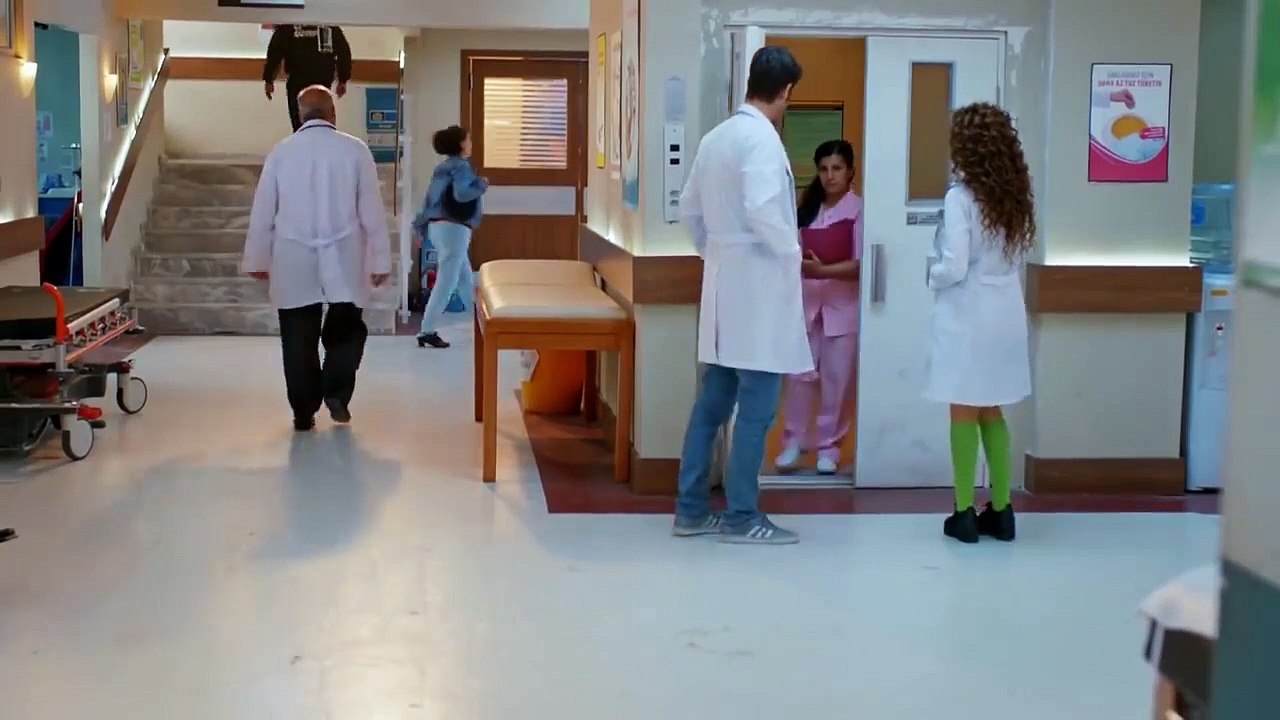 Ben yanındayım.. - Acil Aşk Aranıyor 8. Bölüm